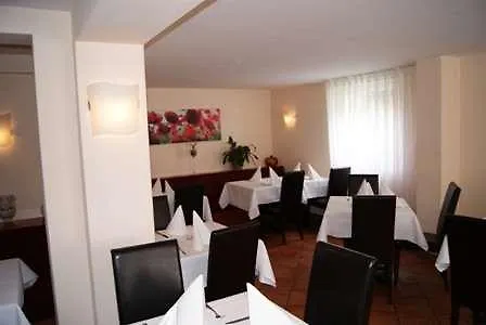 Schwanen Stuttgart Airport/messe