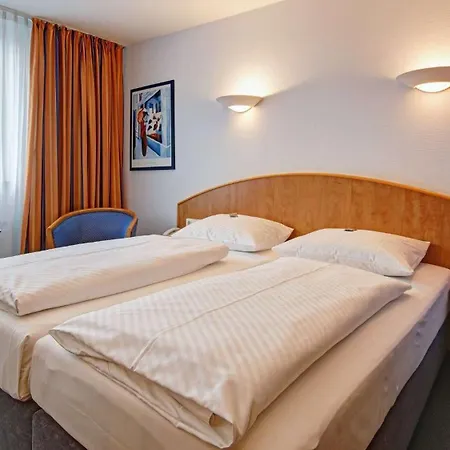 Schwanen Stuttgart Airport/messe Ξενοδοχείο