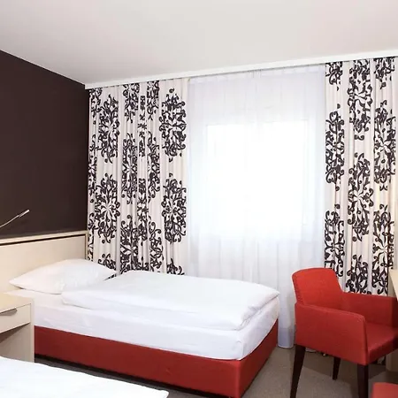 Schwanen Stuttgart Airport/messe Hotel 3*