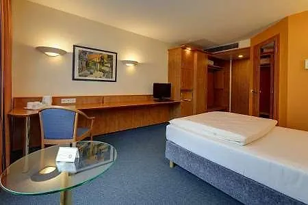 Hotel Schwanen Stuttgart Airport/messe