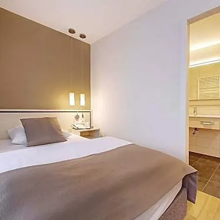 Schwanen Stuttgart Airport/messe 3*