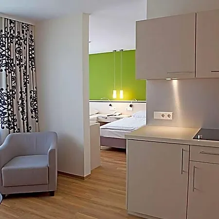 Schwanen Stuttgart Airport/messe 3*