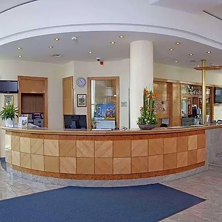 Schwanen Stuttgart Airport/messe 3*