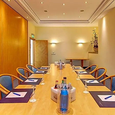 Schwanen Stuttgart Airport/messe Hotel 3*